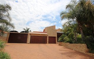 4 Bedroom House in Woodhill