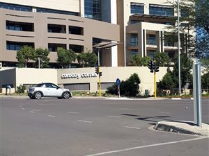 646 m² Office Space in Waterkloof Glen
