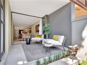 2 Bed Apartment in Dunkeld West