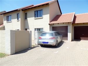 2 Bed Townhouse in Country View Estate