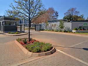 2 Bed Apartment in Clubview