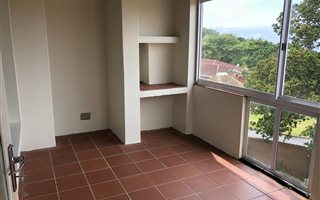 2 Bedroom Apartment in Uvongo