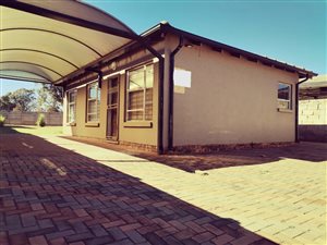 3 Bed House in Goudrand