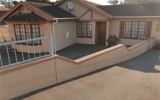 5 Bedroom House in Verulam