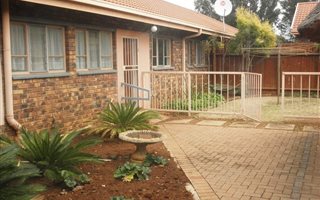 4 Bedroom Townhouse in Sonlandpark