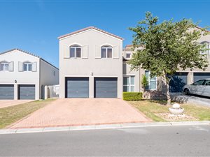 3 Bed House in Avalon Estate