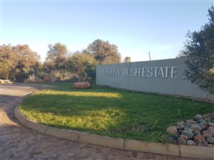 1610 m² Land available in Chroom Park