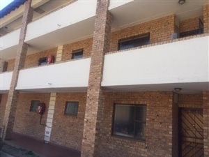 2 Bed Flat in Erand Gardens