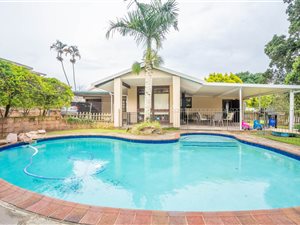 3 Bed House in Hatton Estate