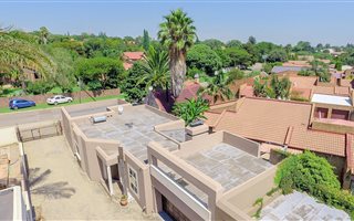 3 Bedroom Townhouse in Die Heuwel