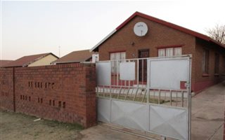 3 Bedroom House in Doornkop