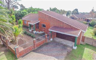 3 Bedroom House in Kamma Park