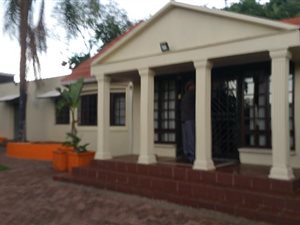 600 m² Commercial space in Hatfield
