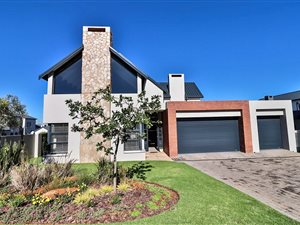 4 Bed House in The Hills