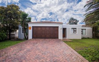 3 Bedroom House in Somerset Ridge