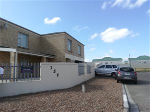 4 Bed House in Vredelust