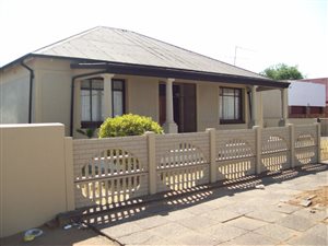 3 Bed House in Randfontein South