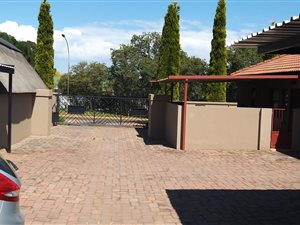 3 Bed Townhouse in Rensburg