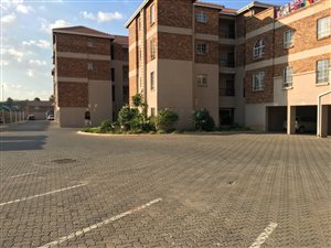 1 Bed Apartment in Ravenswood