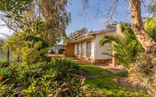 6 Bedroom House in Simonswyk