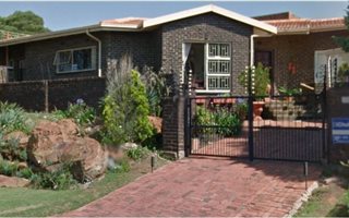 3 Bedroom House in Ridgeway