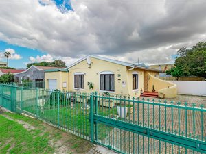 3 Bed House in Ottery