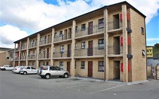 2 Bedroom Apartment in Goodwood