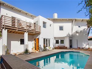 4 Bed House in Sunset Beach