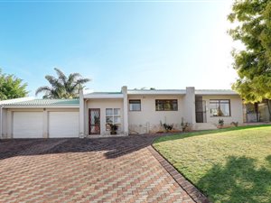 4 Bed House in Eversdal