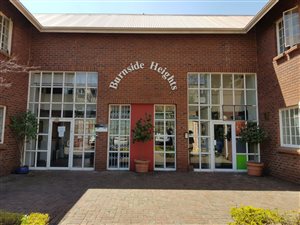 394 m² Office Space in Craighall