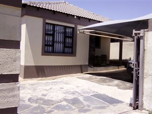2 Bed House in Ebony Park