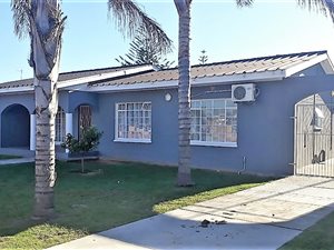 4 Bed House in Retief