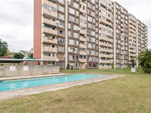 3 Bed Apartment in Pinetown Central