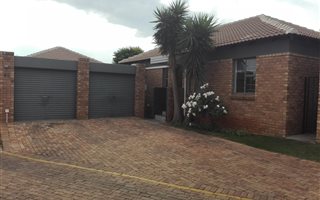 3 Bedroom Townhouse in Halfway Gardens