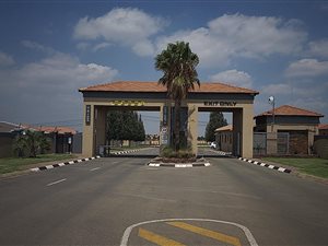 1110 m² Land available in Three Rivers