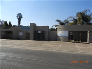 House in Adamayview