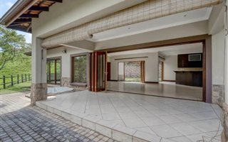 3 Bedroom Townhouse in Forest Hills