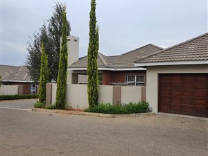 3 Bed Townhouse in Shellyvale