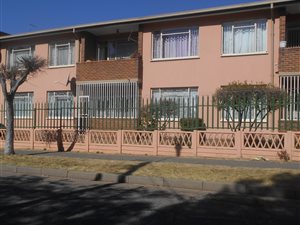 2 Bed Townhouse in Towerby