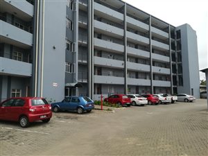 2 Bed Apartment in Menlyn