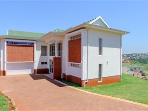 5 Bed House in Kindlewood Estate