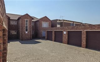 3 Bedroom Townhouse in Spartan