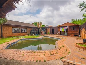4 Bed House in Visagie Park