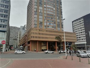 2 Bed Apartment in South Beach