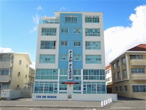 1 Bed Apartment in Beachroad
