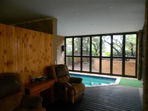 5.5 ha Farm in Donkerhoek AH