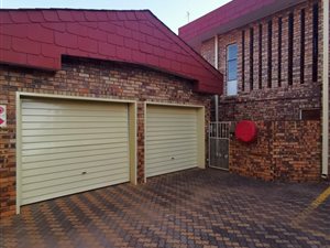3 Bed Townhouse in Sinoville
