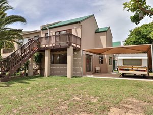 2 Bed House in Diaz Beach
