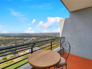 1 Bed Apartment in Northcliff