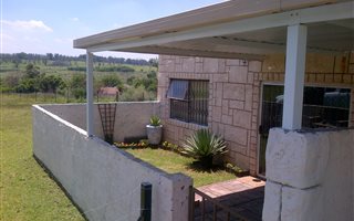 2 Bedroom Garden Cottage in Lanseria and surrounds